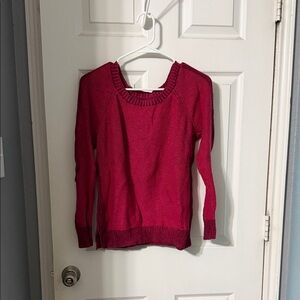 SO Women's Raspberry Scoop Neck Sweater